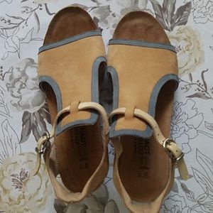Naot sandals